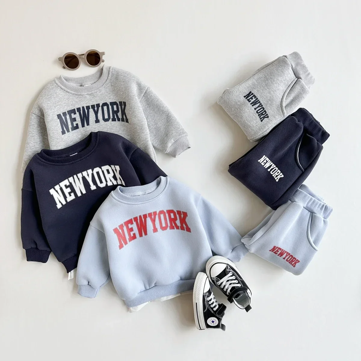 Winter Clothing 1 Year Old - 2 個ベビー服セット男の子女の子ニューヨークプリントスポーツトップパンツスーツトレーナー冬の幼児服厚い新生児服