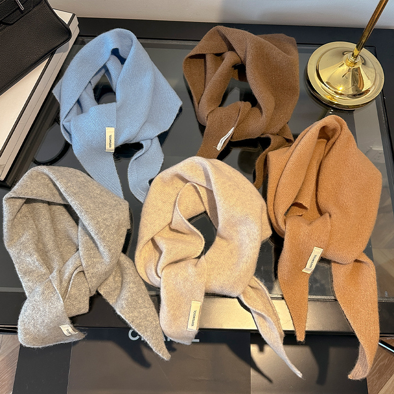 100% ウール韓国スタイルニット三角スカーフ女性冬暖かいス - Winter Clothing Korea のレビューと価格