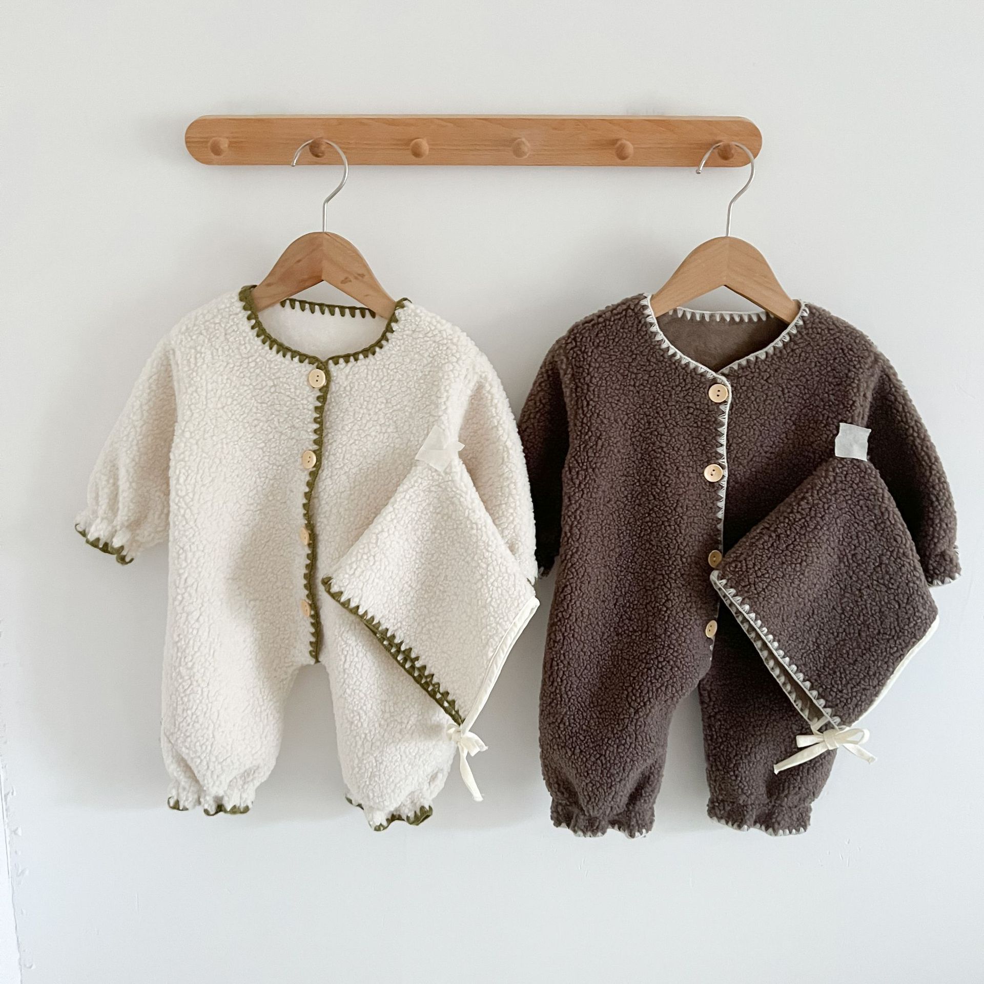 ぬいぐるみのような暖かいベビーロンパース、2026年秋冬新作 - Winter Clothing 1 Year Old のレビューと価格