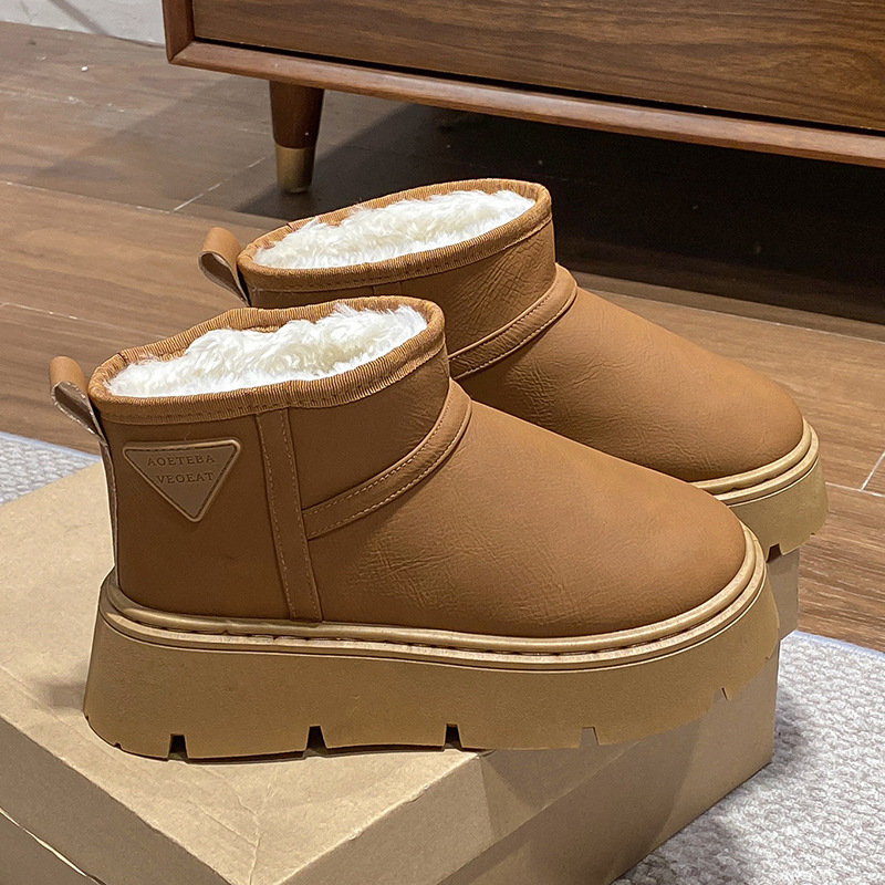 女性の厚底スノーブーツ冬の新しいスタイルの綿靴韓国ラウンドト - Winter Clothing Korea のレビューと価格