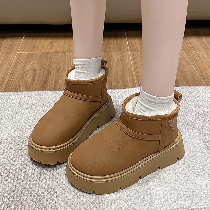 女性の厚底スノーブーツ冬の新しいスタイルの綿靴韓国ラウンドト - Winter Clothing Korea のレビューと価格